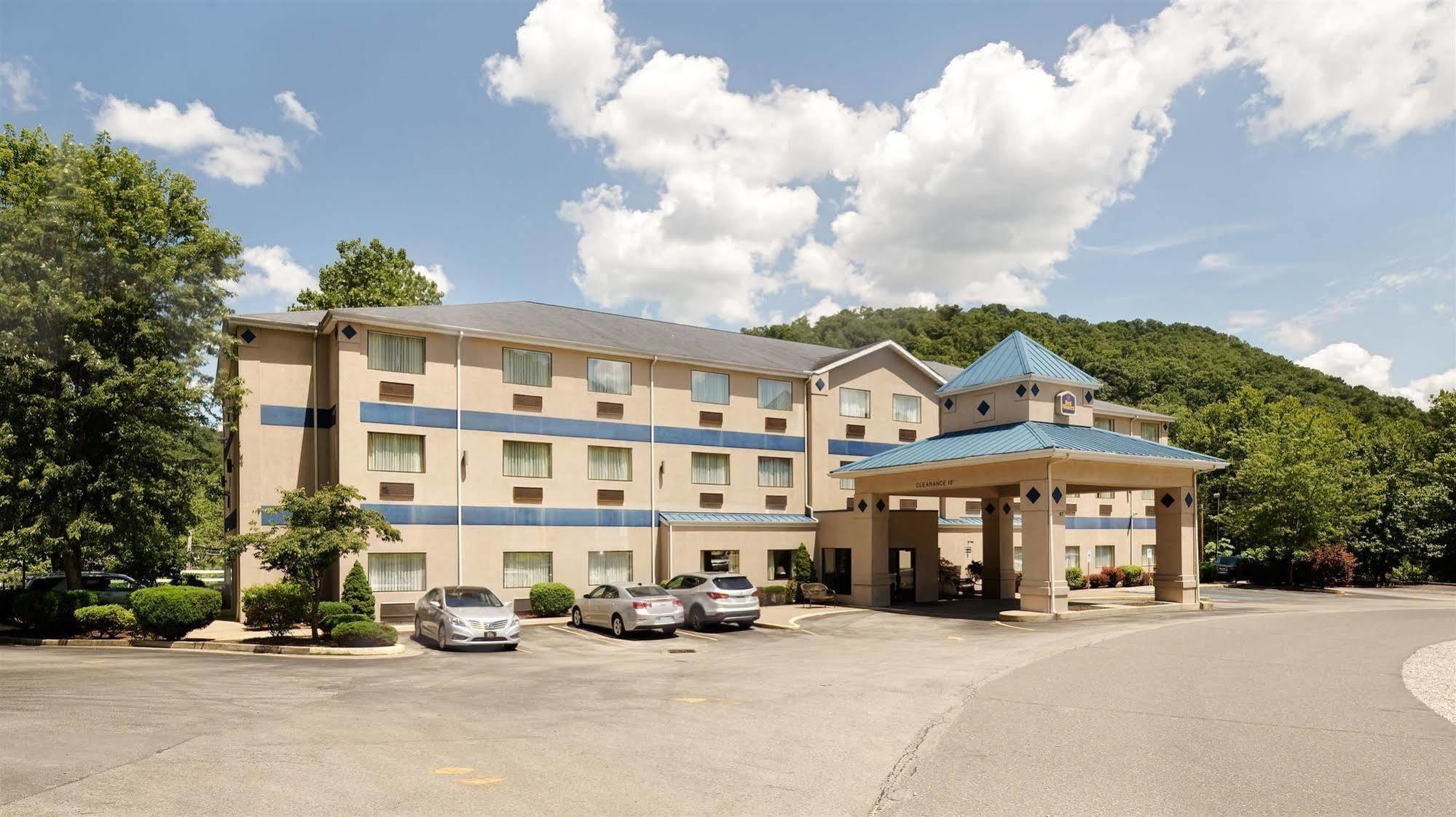 Best Western Logan Inn Chapmanville Exterior photo